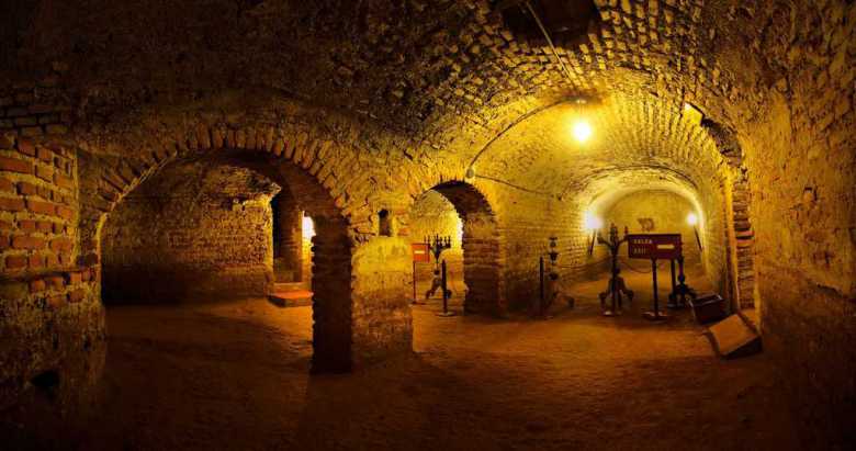 City Tour Lima - Catacumbas de San Francisco