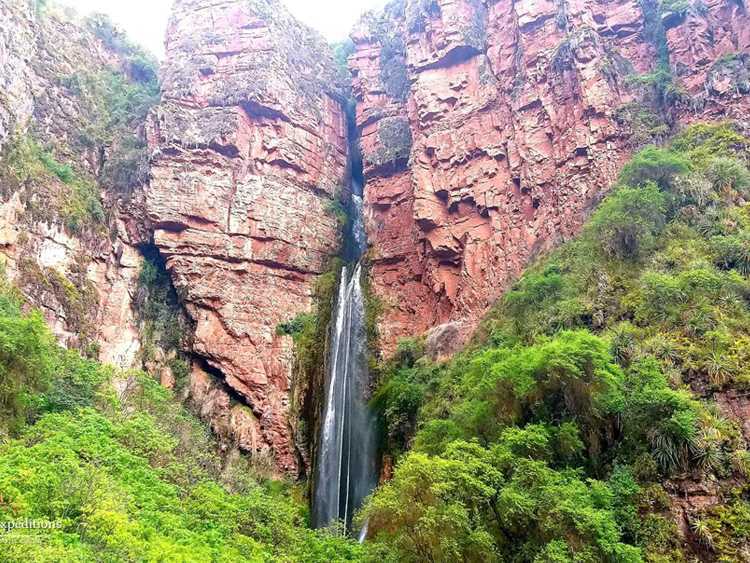 cataratas de perolniyoc tour